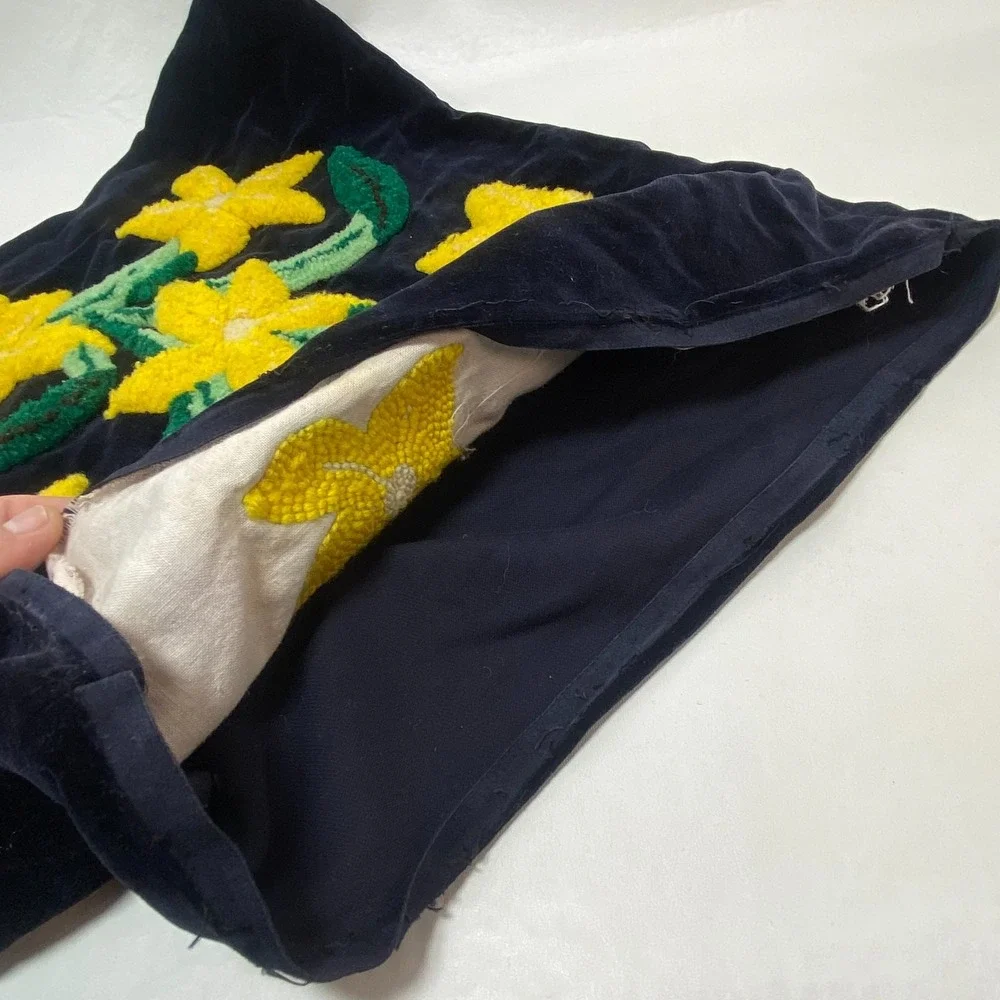 VTG Needlepunch Velvet Pillowcase Unfinished Yellow Flowers Floral Black Kitschy